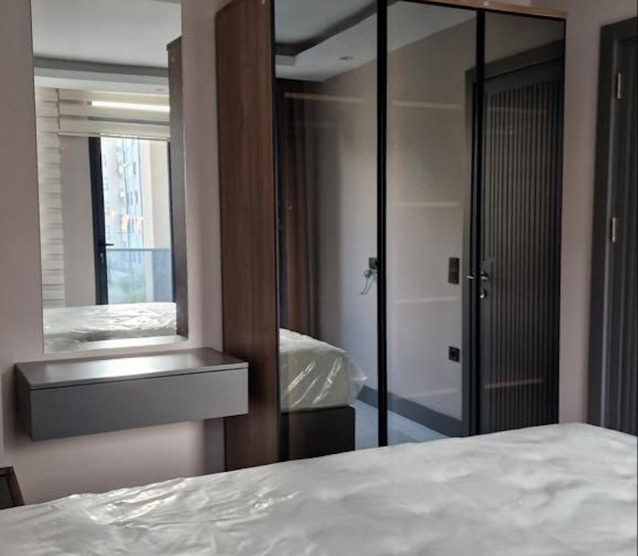 1+1 с мебелью и техникой в центре Аланьи