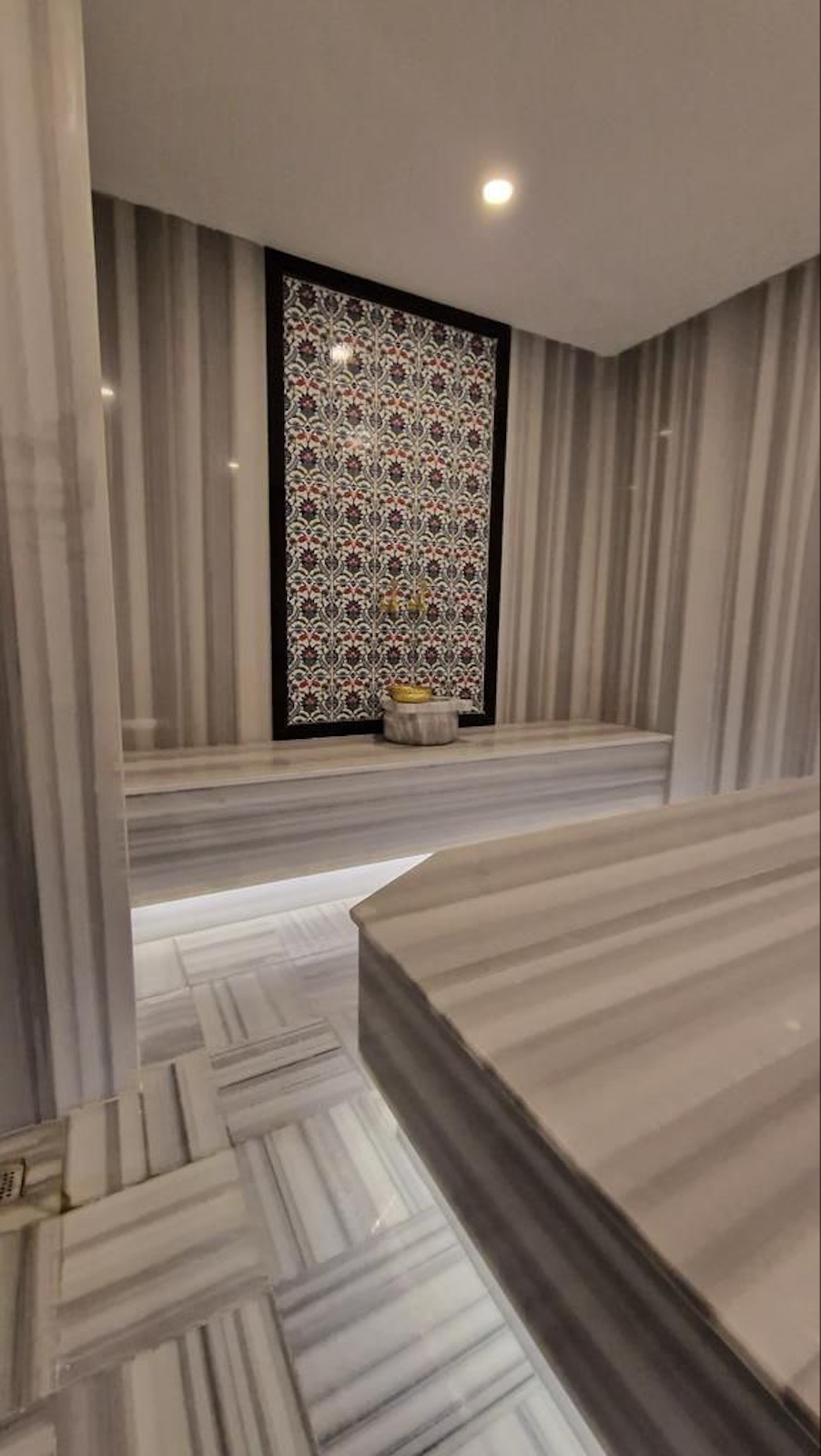 1+1 с мебелью и техникой в центре Аланьи