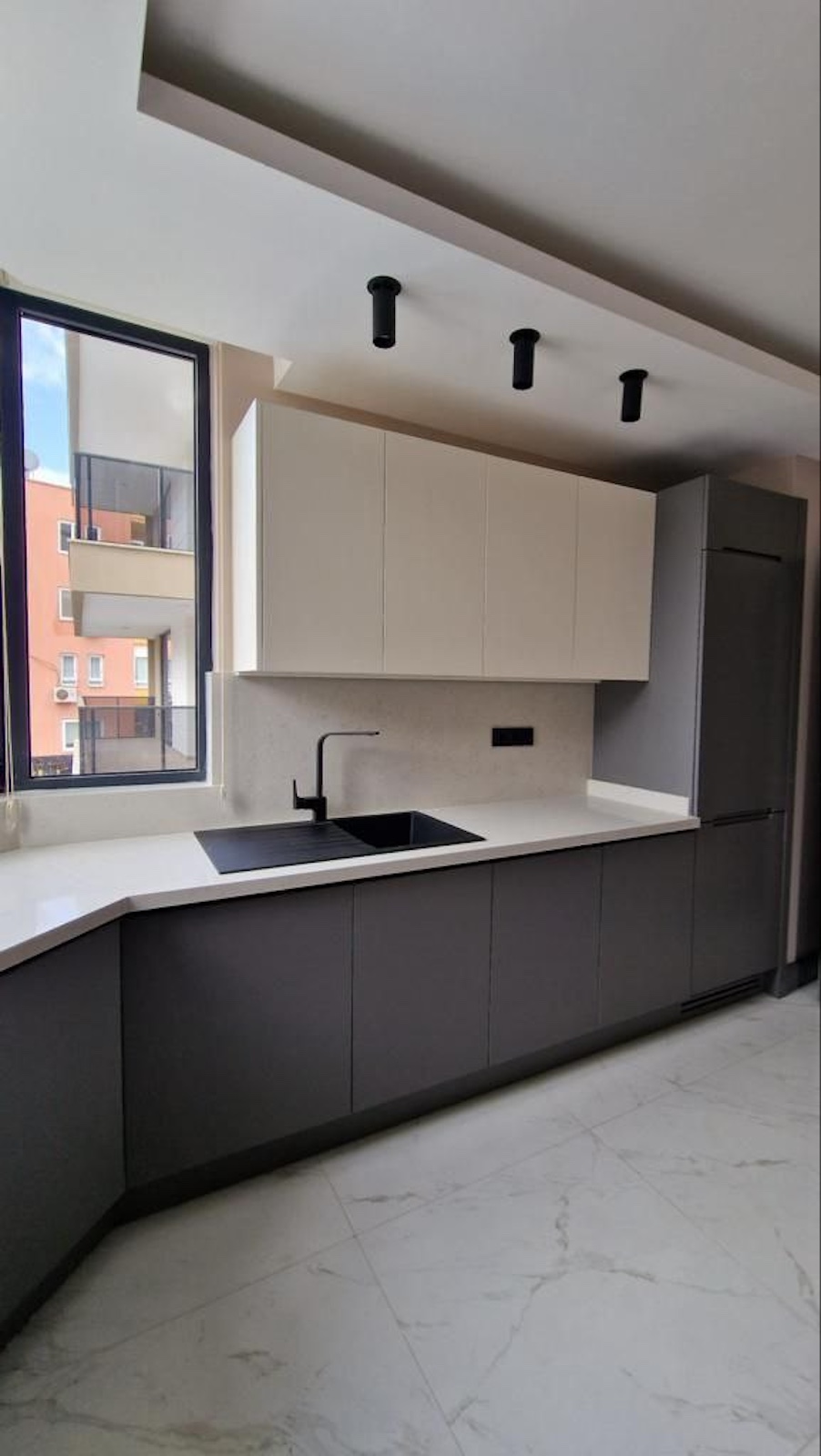 1+1 с мебелью и техникой в центре Аланьи