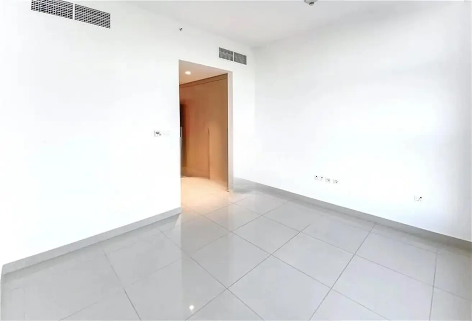 10697743-a4c36o_cleanup апартаменты 3 br