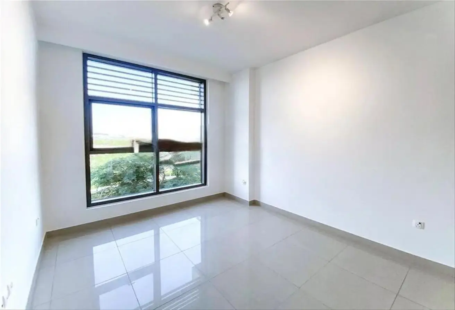 10697743-cf3deo_cleanup апартаменты 3 br