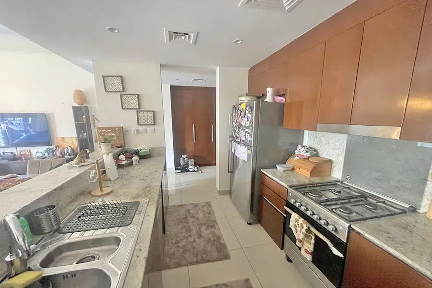 378322208-800x600_cleanup апартаменты 2 br