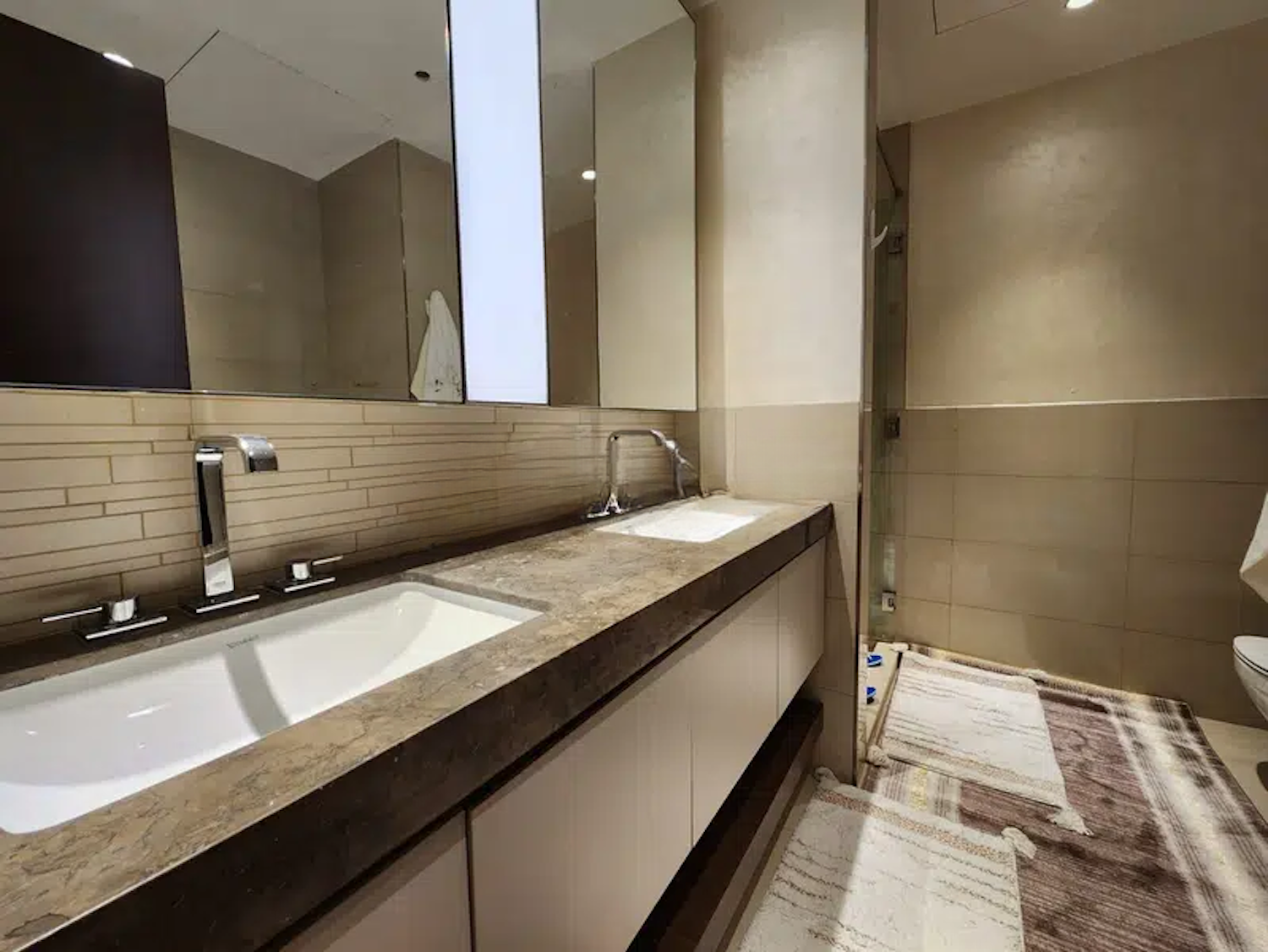528399800-800x600_cleanup-2 апартаменты 2 br