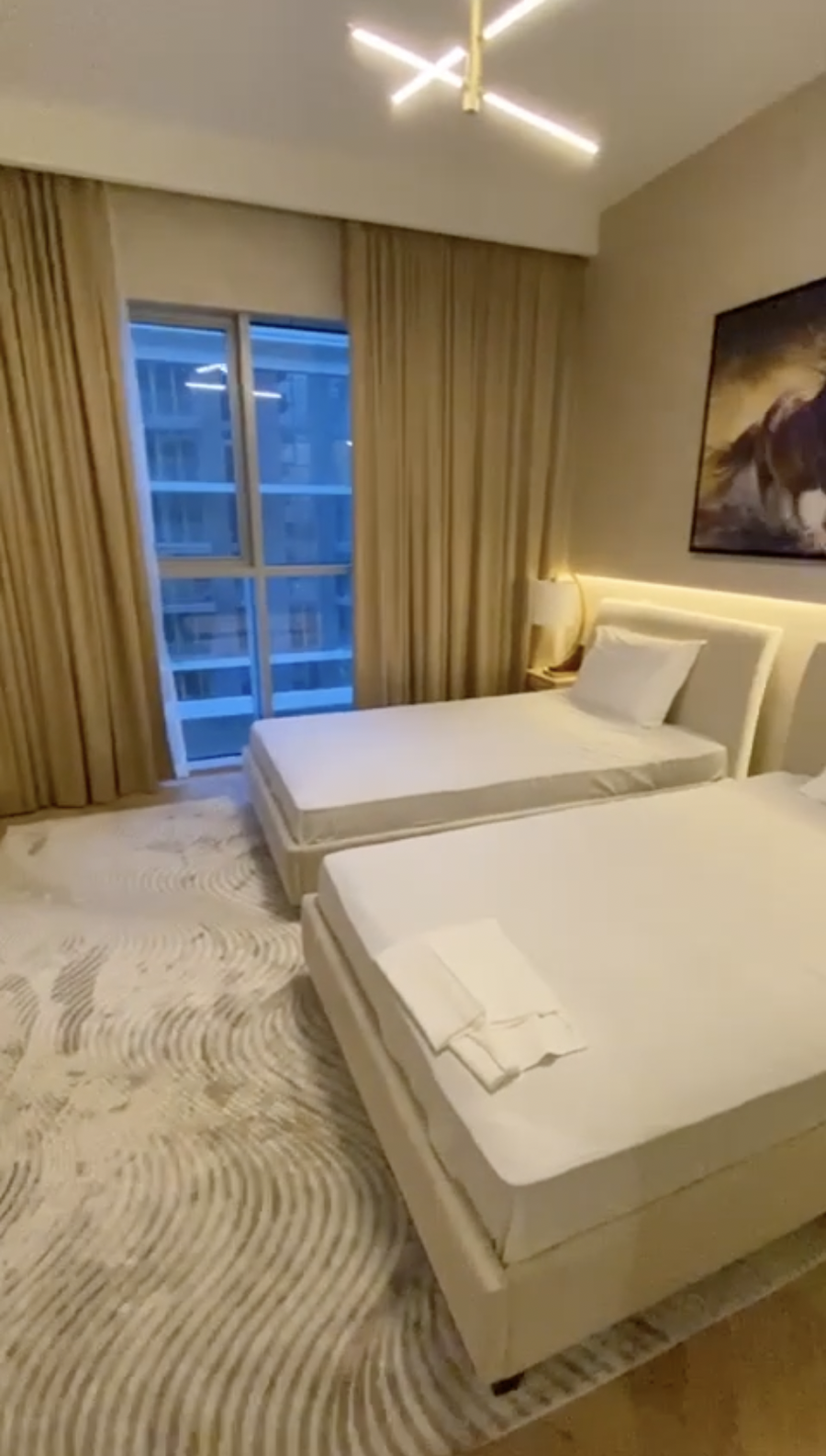 аренда апартаментов с мебелью и техникой в Дубае с видом на море