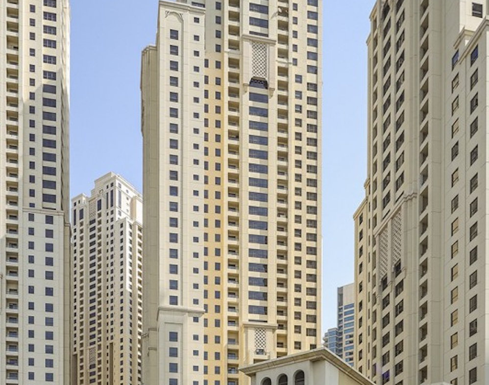 купить апартаменты в сданном комплексе в Дубае без мебели