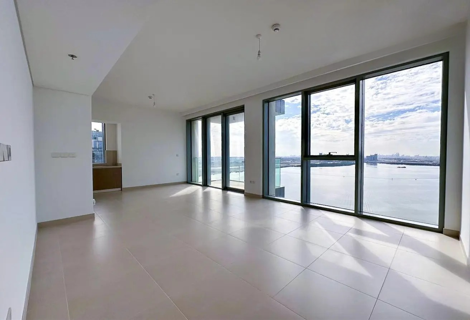 апартаменты с 2 спальнями в Creek Harbour