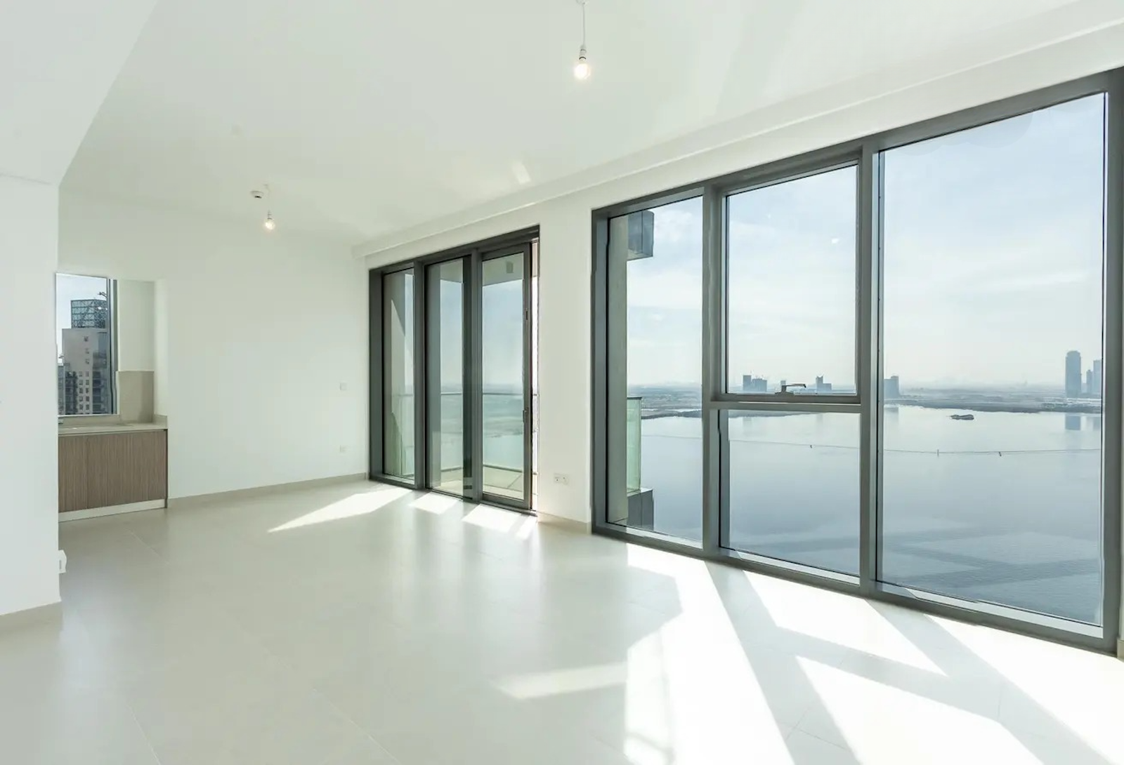 апартаменты с 2 спальнями в Creek Harbour