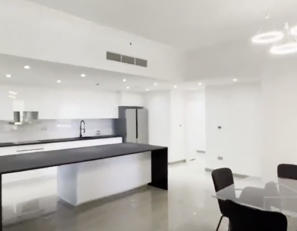 апартаменты с 4 спальнями в ЖК Sadaf 8