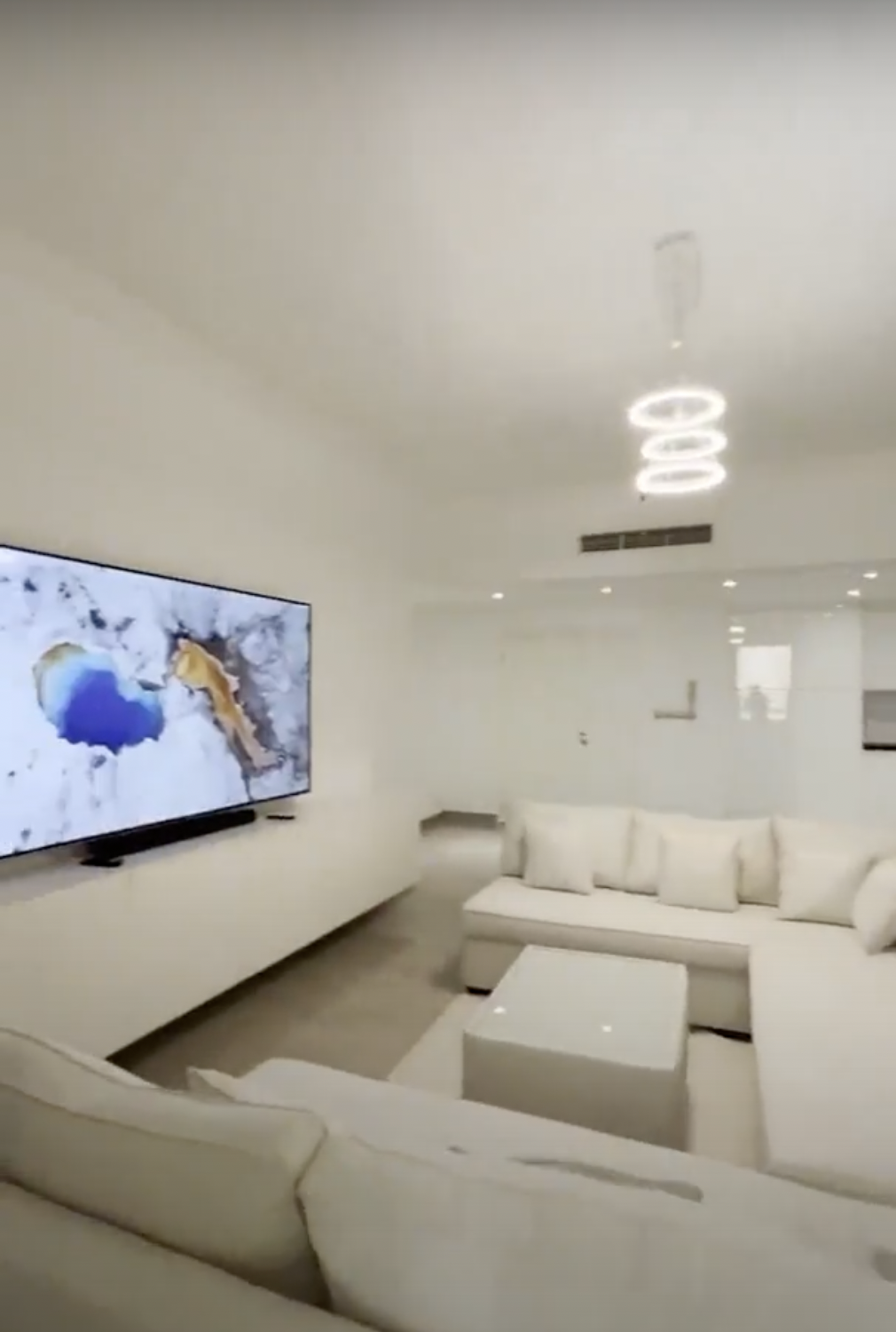 апартаменты с 4 спальнями в ЖК Sadaf 8