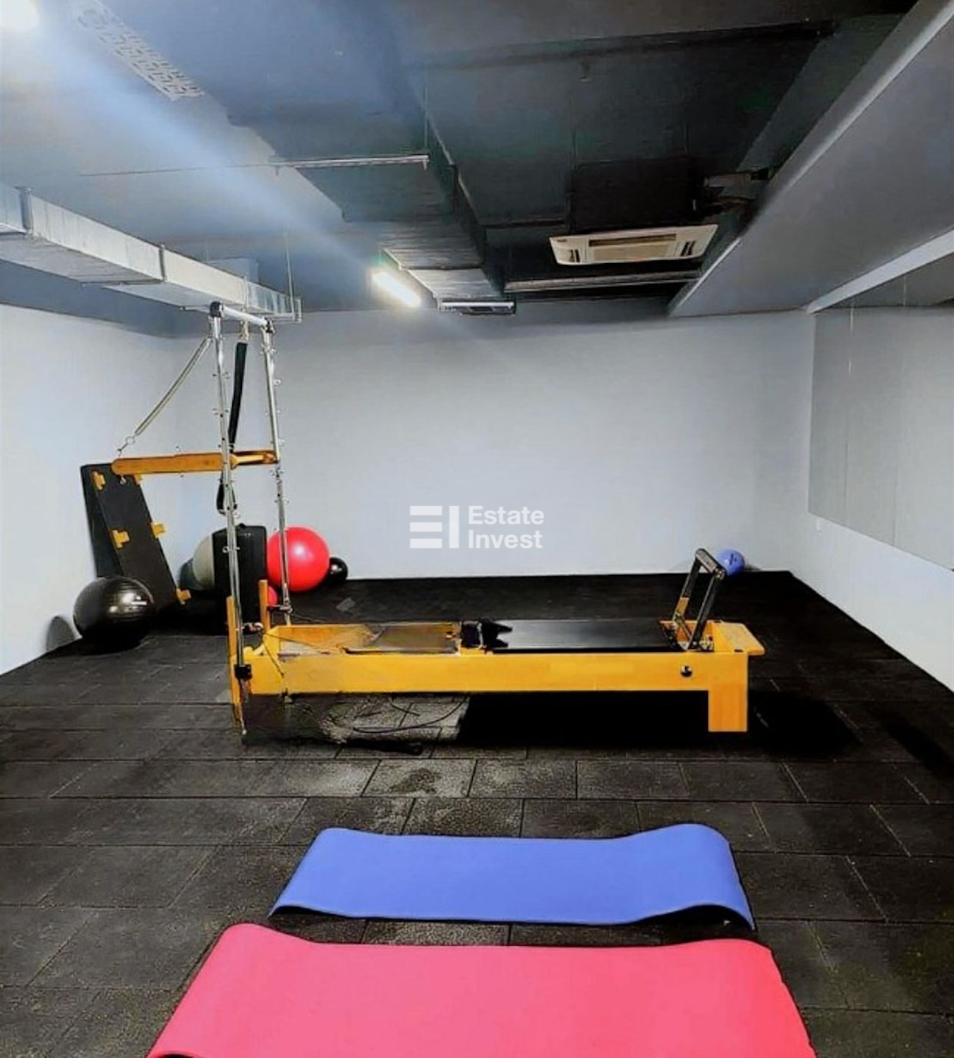 1+0 в сданном доме в Стамбуле