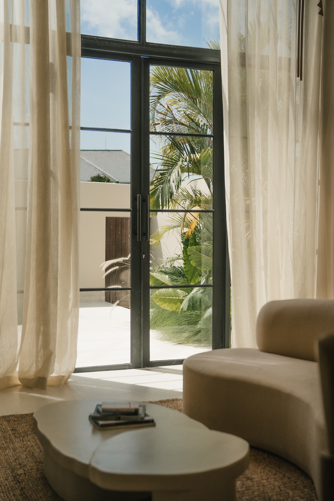 купить таунхаус 1 br от застройщика Бали