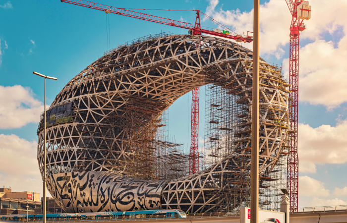 начало строительства музея будущего в Дубае