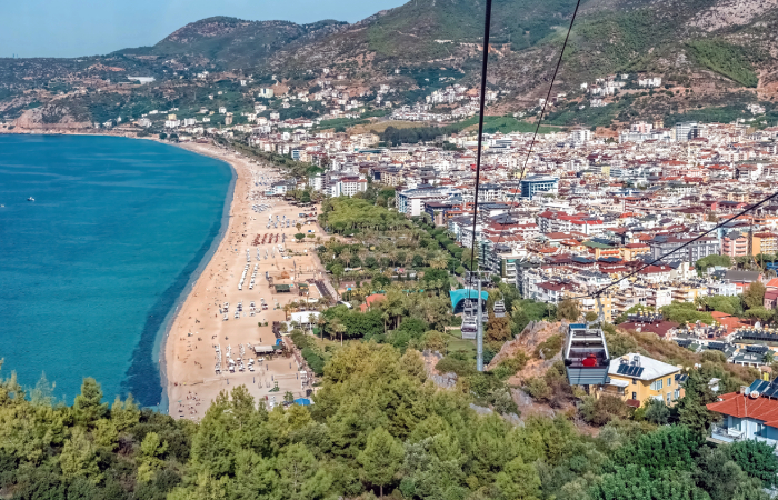 Канатная дорога Alanya Teleferik поблизости пещеры Дамлаташ