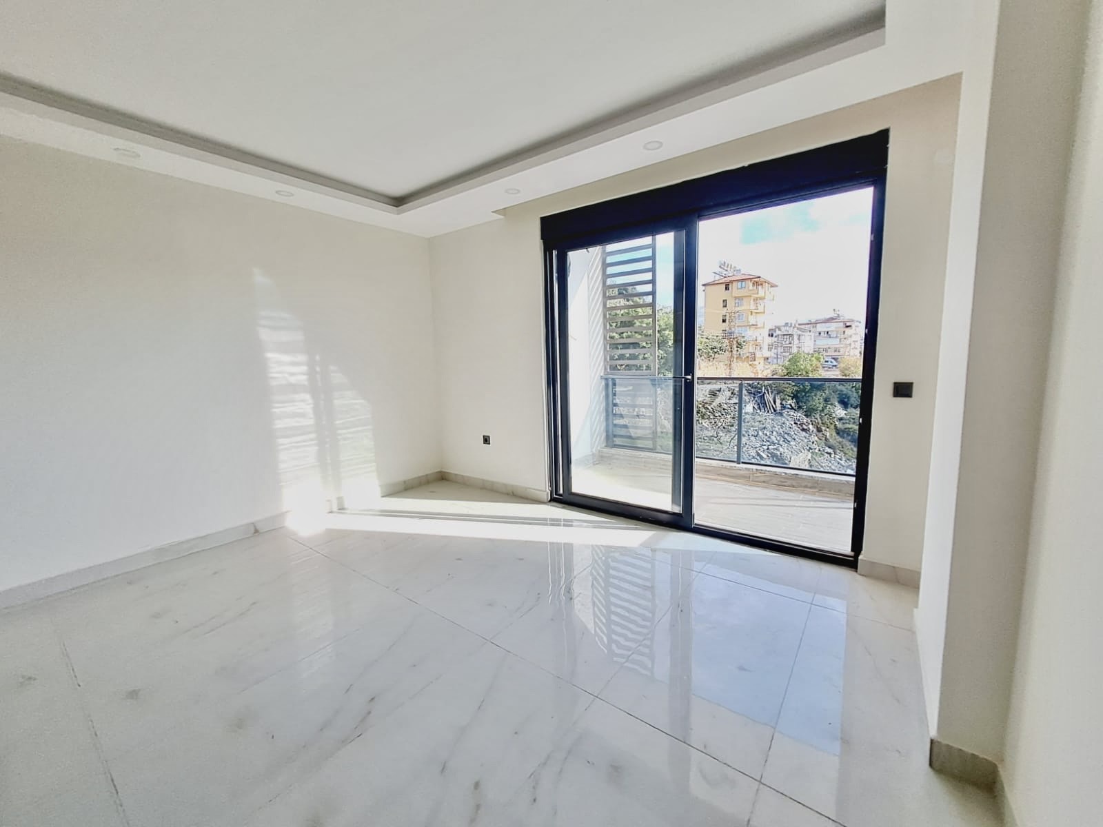 квартира 1+1 в Центре Алании, пляж Клеопатра