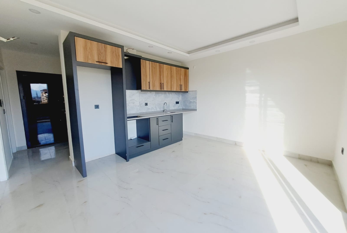 квартира 1+1 в Центре Алании, пляж Клеопатра