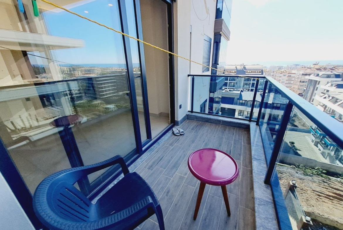 квартира 1+1 в Центре Алании, пляж Клеопатра