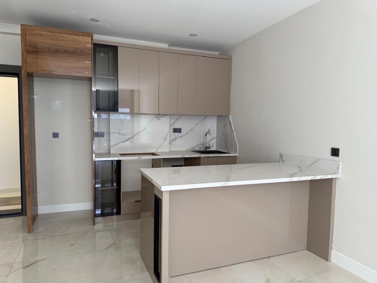 квартира 1+1 с отделкой, комплекс с инфраструктурой 5*, Центр Алании