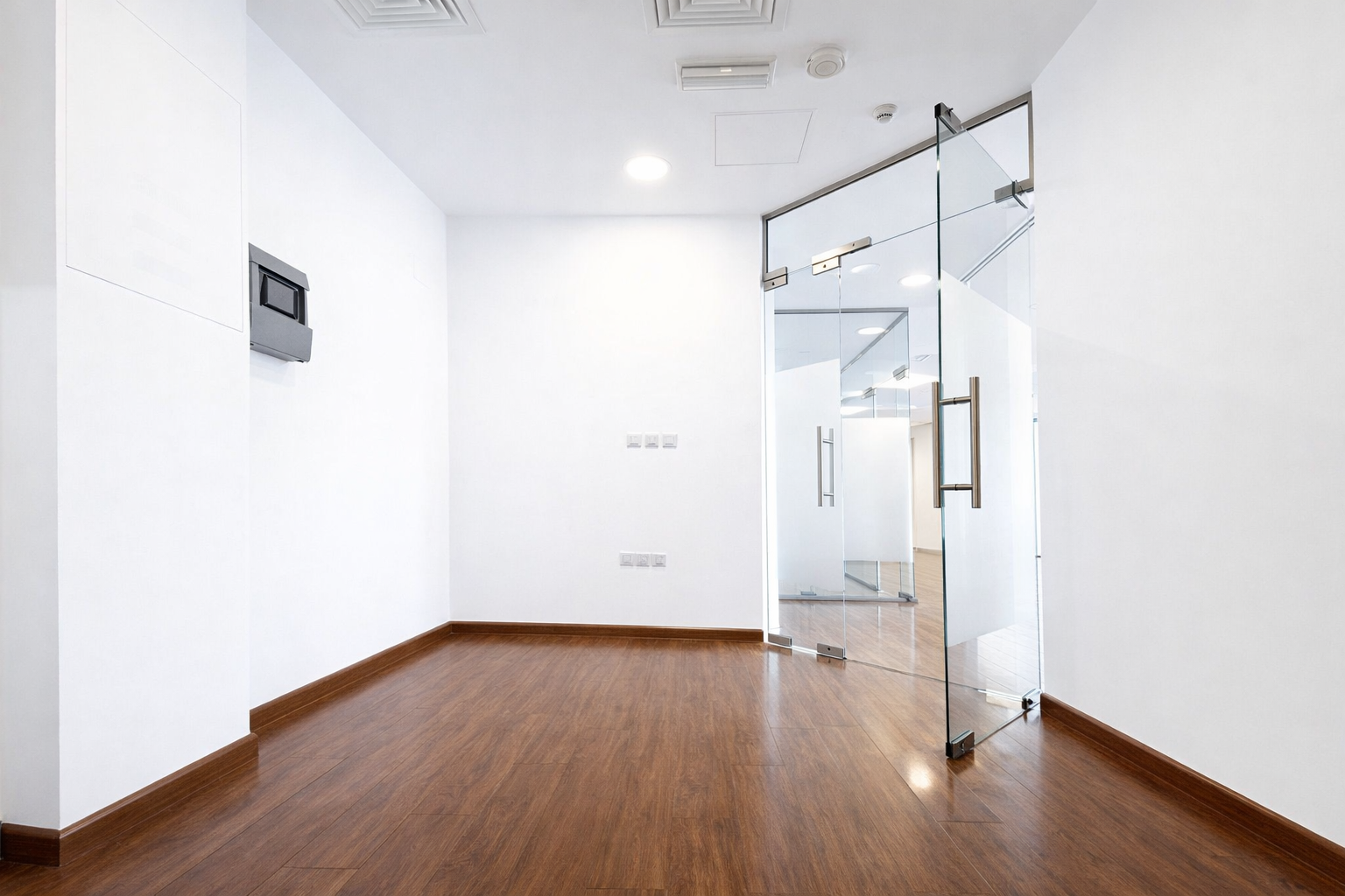 IMG_0655 офис open space в бизнес-центре Reef Tower