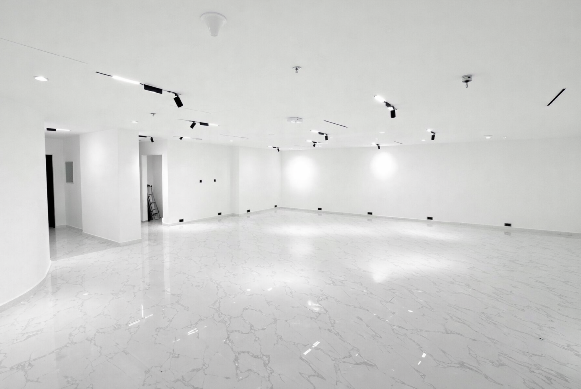 фис open space в бизнес-центре Reef Tower