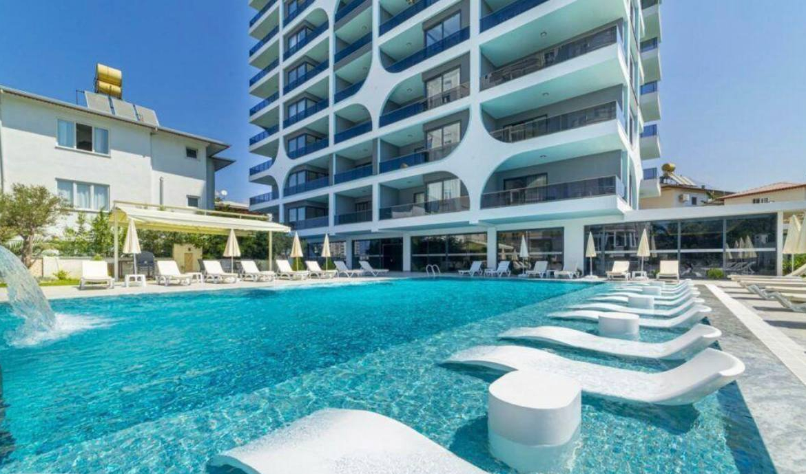 продажа квартиры 1+1 с ремонтом в Махмутларе, Аланья