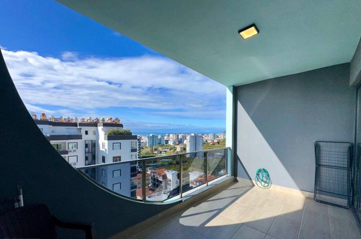 продажа квартиры 1+1 с ремонтом в Махмутларе, Аланья