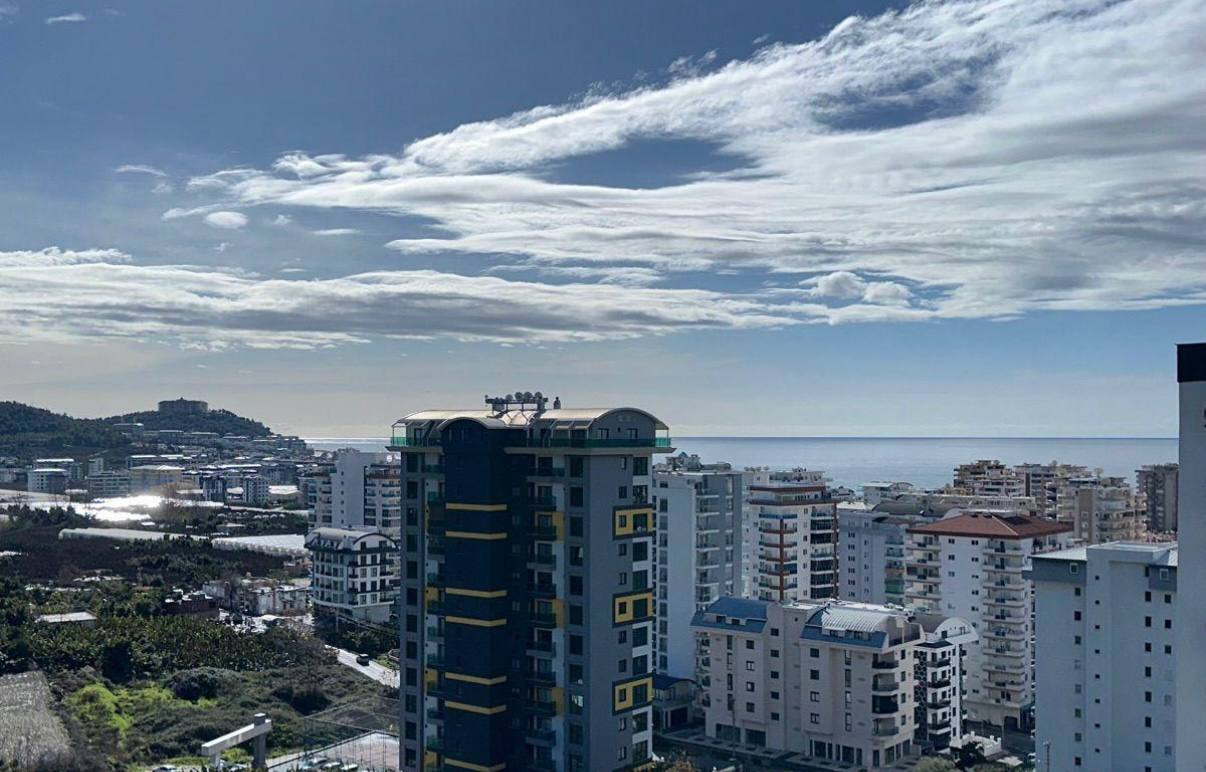 продажа квартиры 1+1 с ремонтом в Махмутларе, Аланья