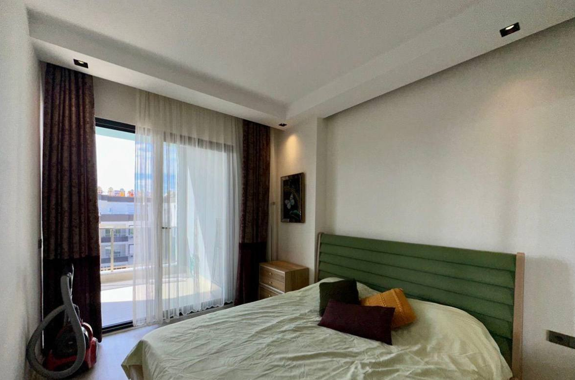 продажа квартиры 1+1 с ремонтом в Махмутларе, Аланья