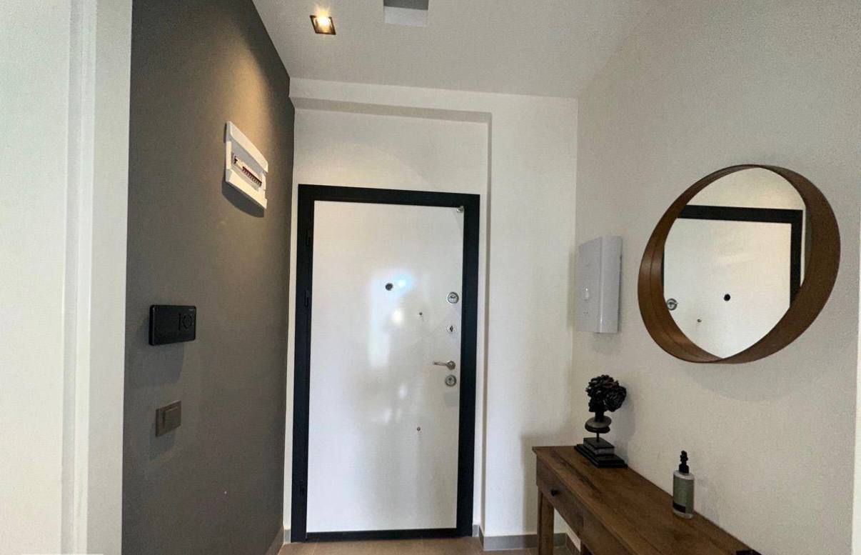 продажа квартиры 1+1 с ремонтом в Махмутларе, Аланья