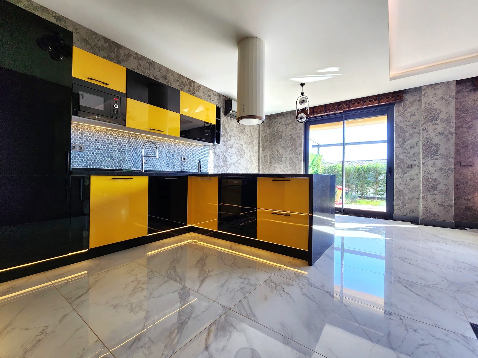 продажа дуплекса 3+2 в премиум комплексе, Алания