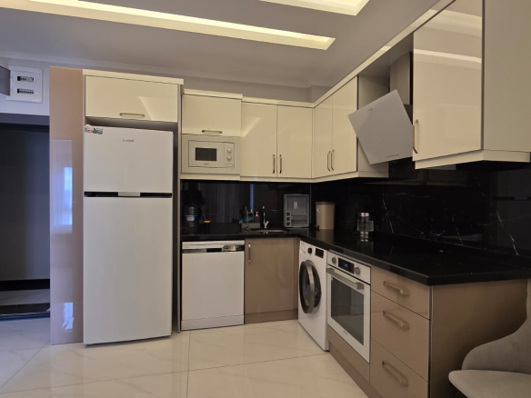 купить квартиру с мебелью 1+1 в районе Оба