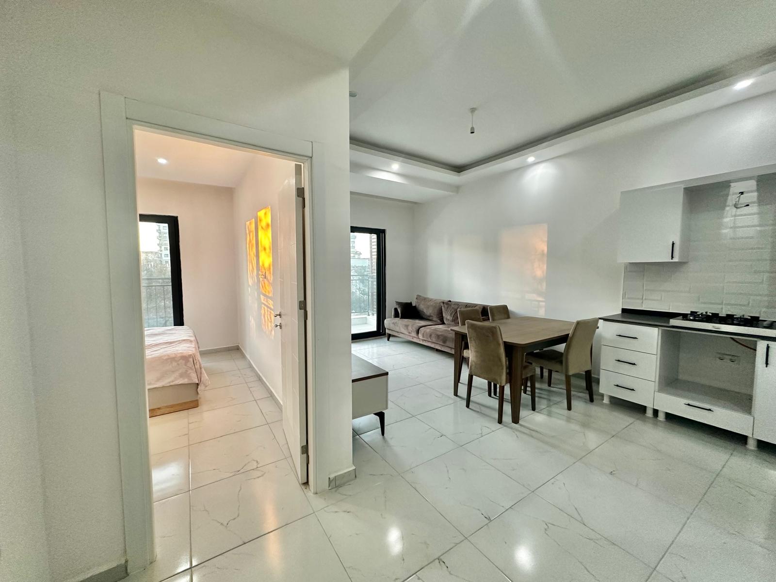 купить квартиру 1+1 с мебелью и техникой, Аланья