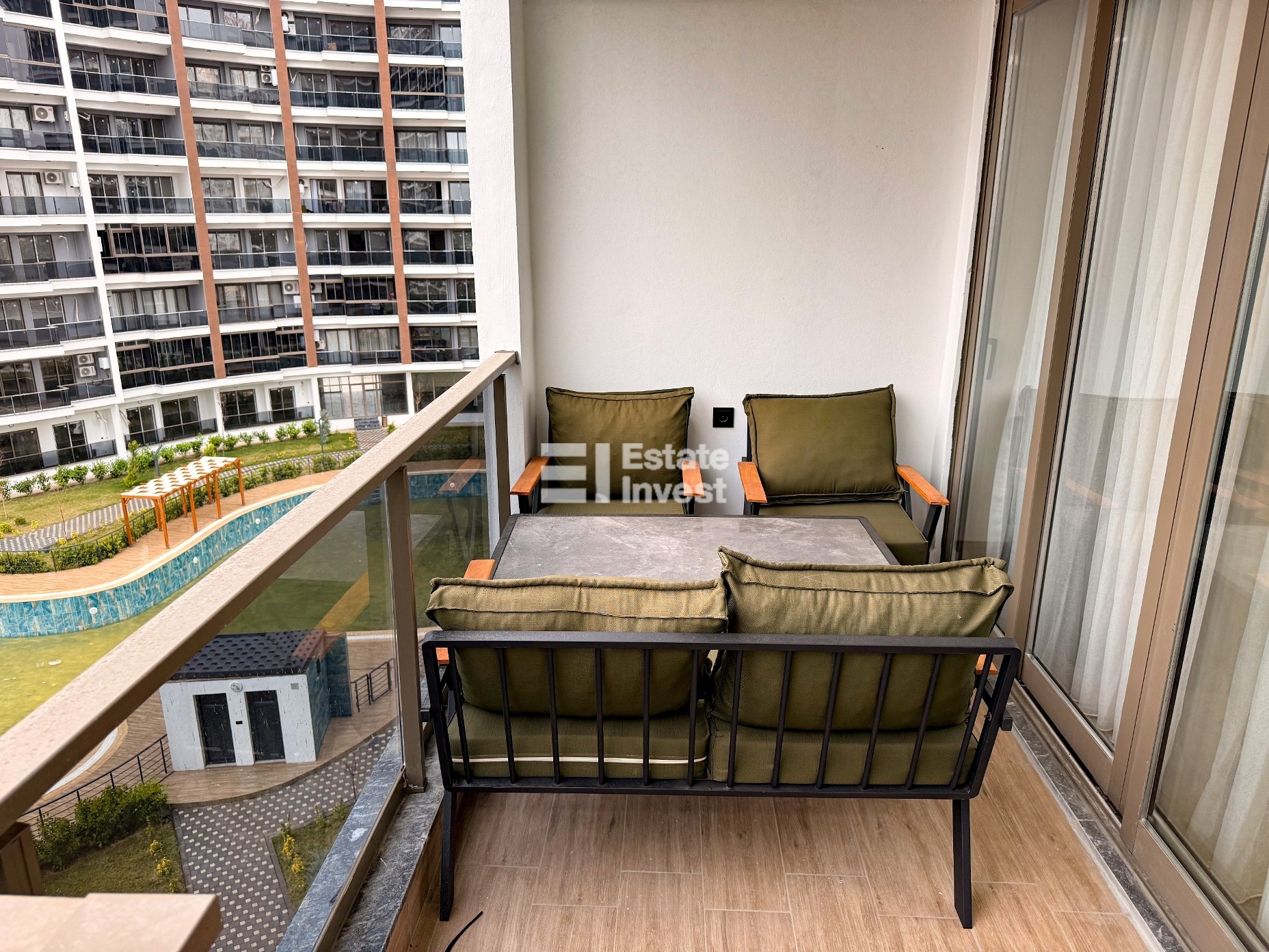 Аренда квартиры 1+1 в Мерсине у моря