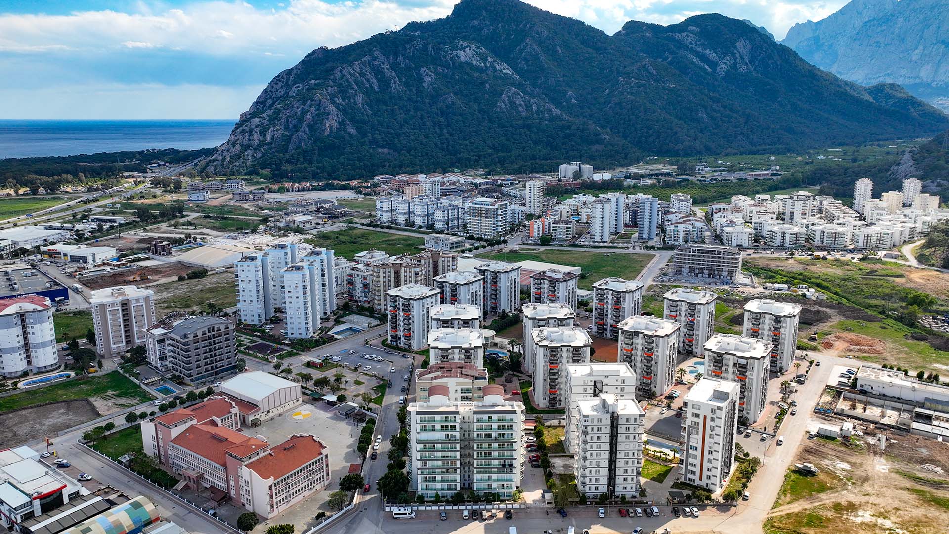 укомплектованная квартира 1+1 в Анталье, Коньяалты