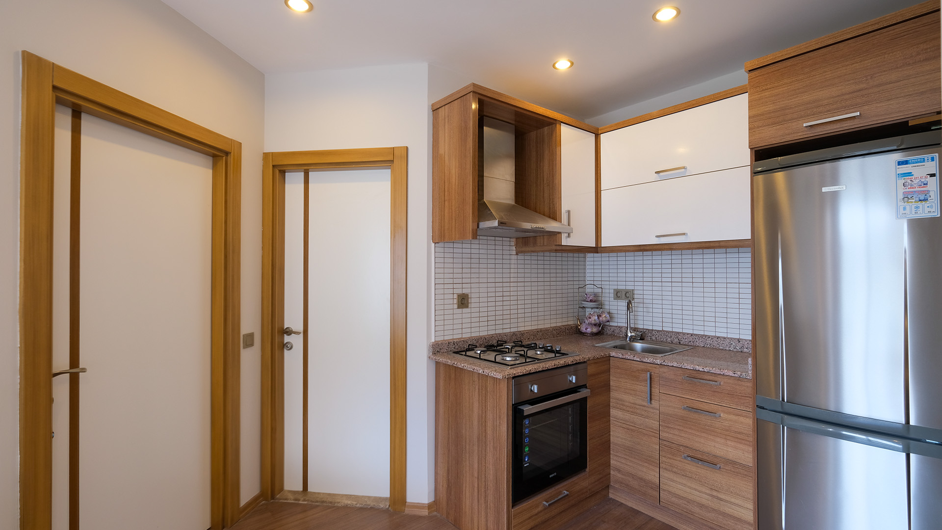 укомплектованная квартира 1+1 в Анталье, Коньяалты