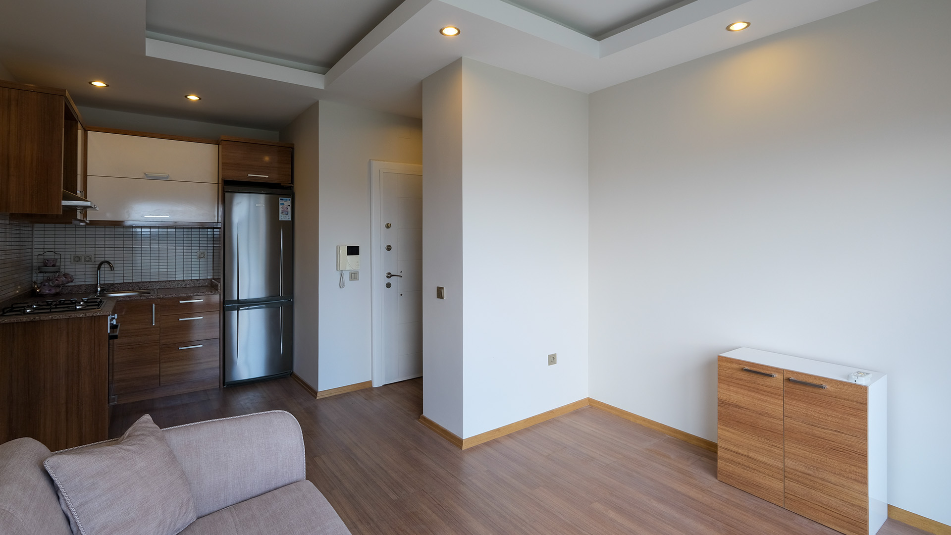 укомплектованная квартира 1+1 в Анталье, Коньяалты