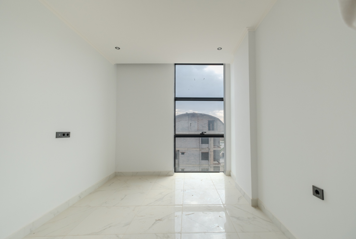 продажа квартиры с отделкой в районе Оба