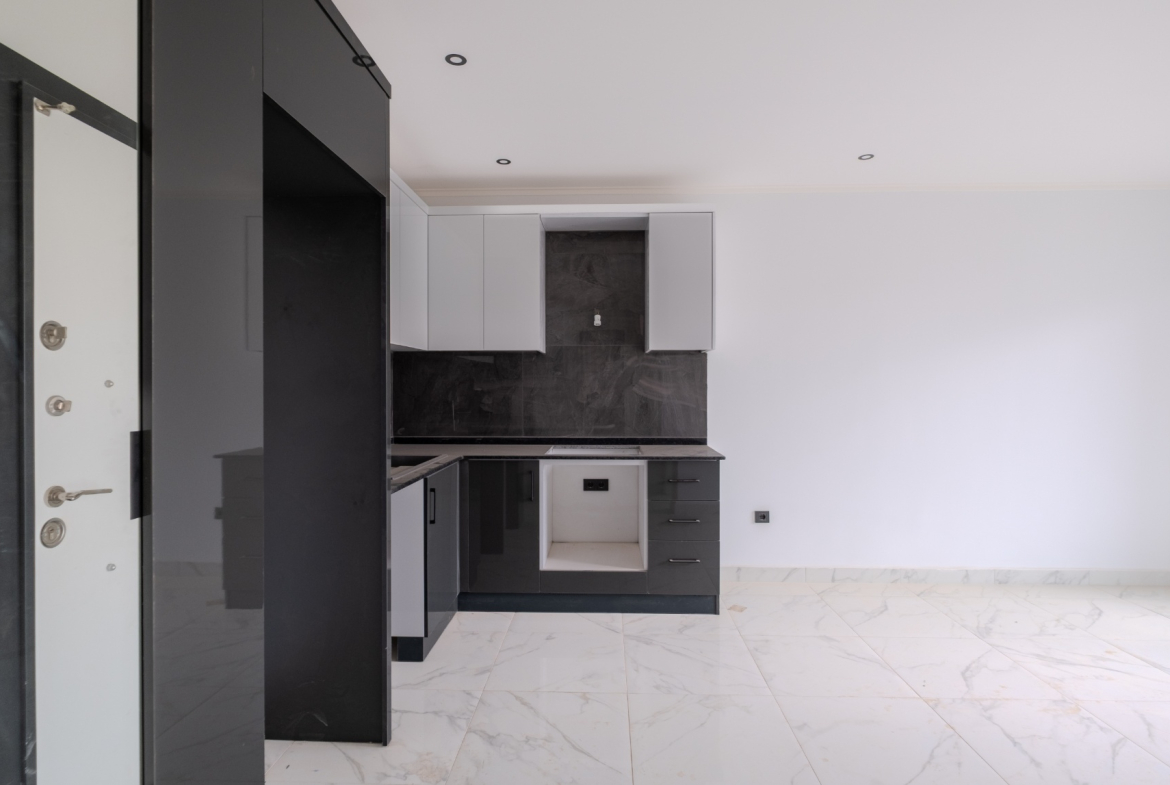 продажа квартиры с отделкой в районе Оба