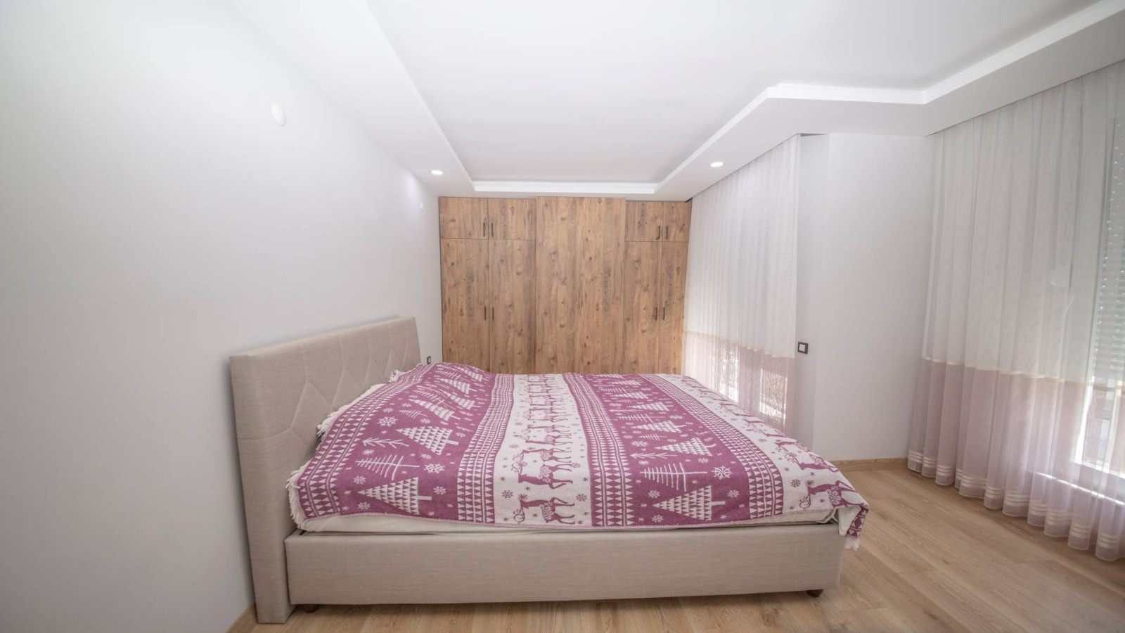 квартира 1+1 в комплексе у моря, Анталья