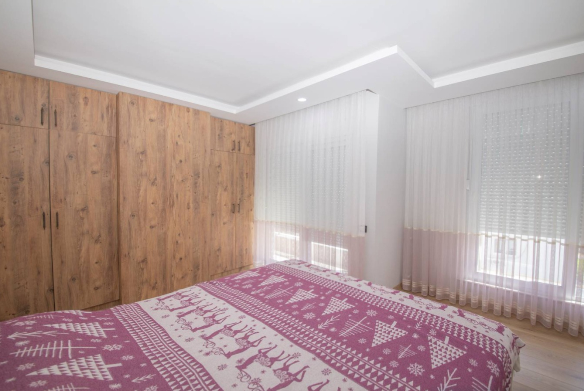 квартира 1+1 в комплексе у моря, Анталья