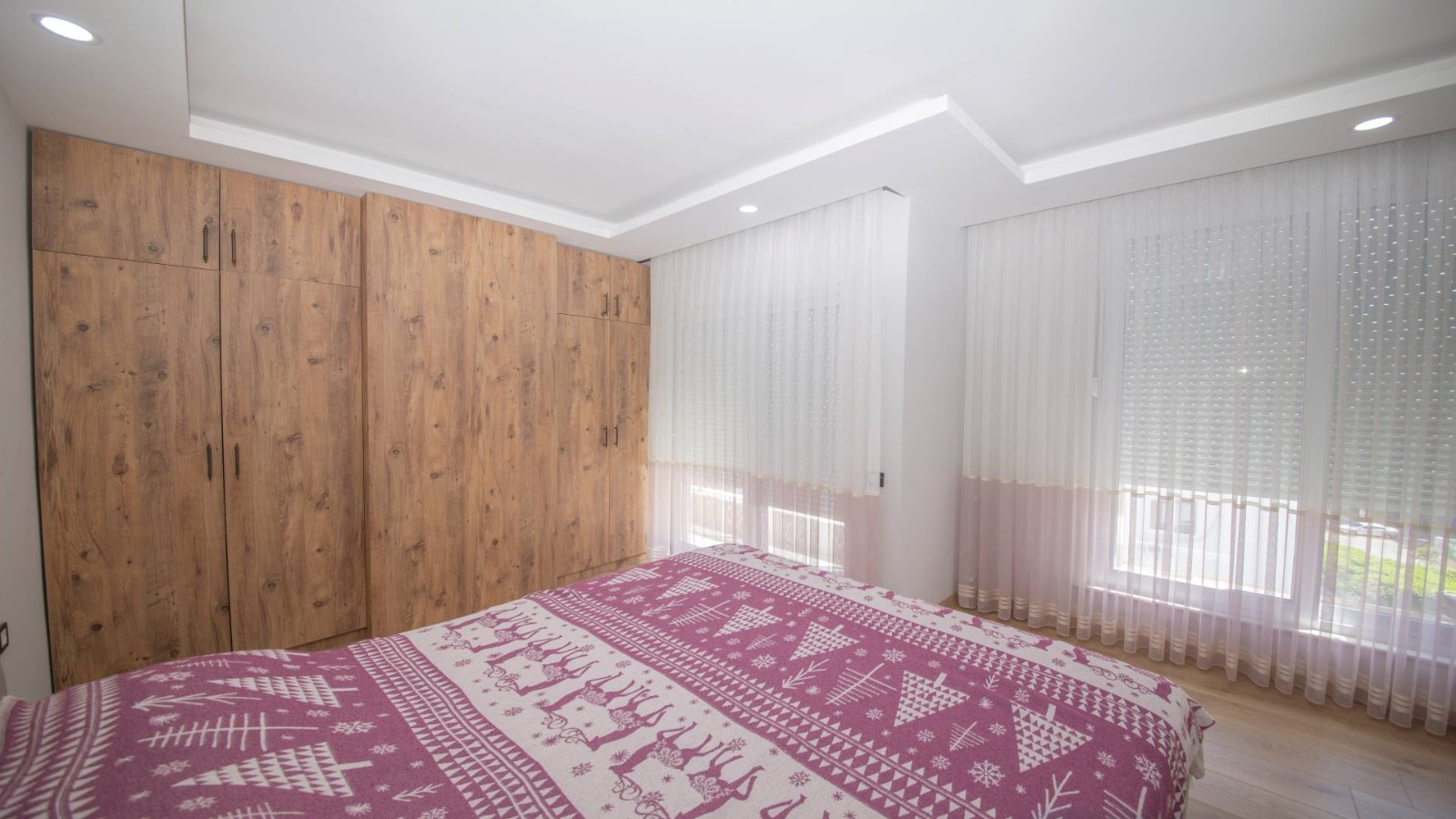 квартира 1+1 в комплексе у моря, Анталья