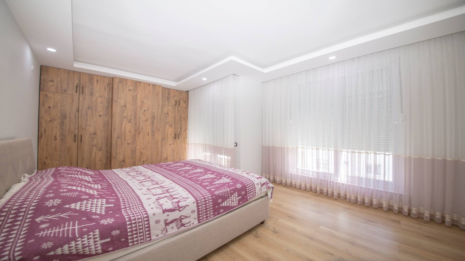 квартира 1+1 в комплексе у моря, Анталья