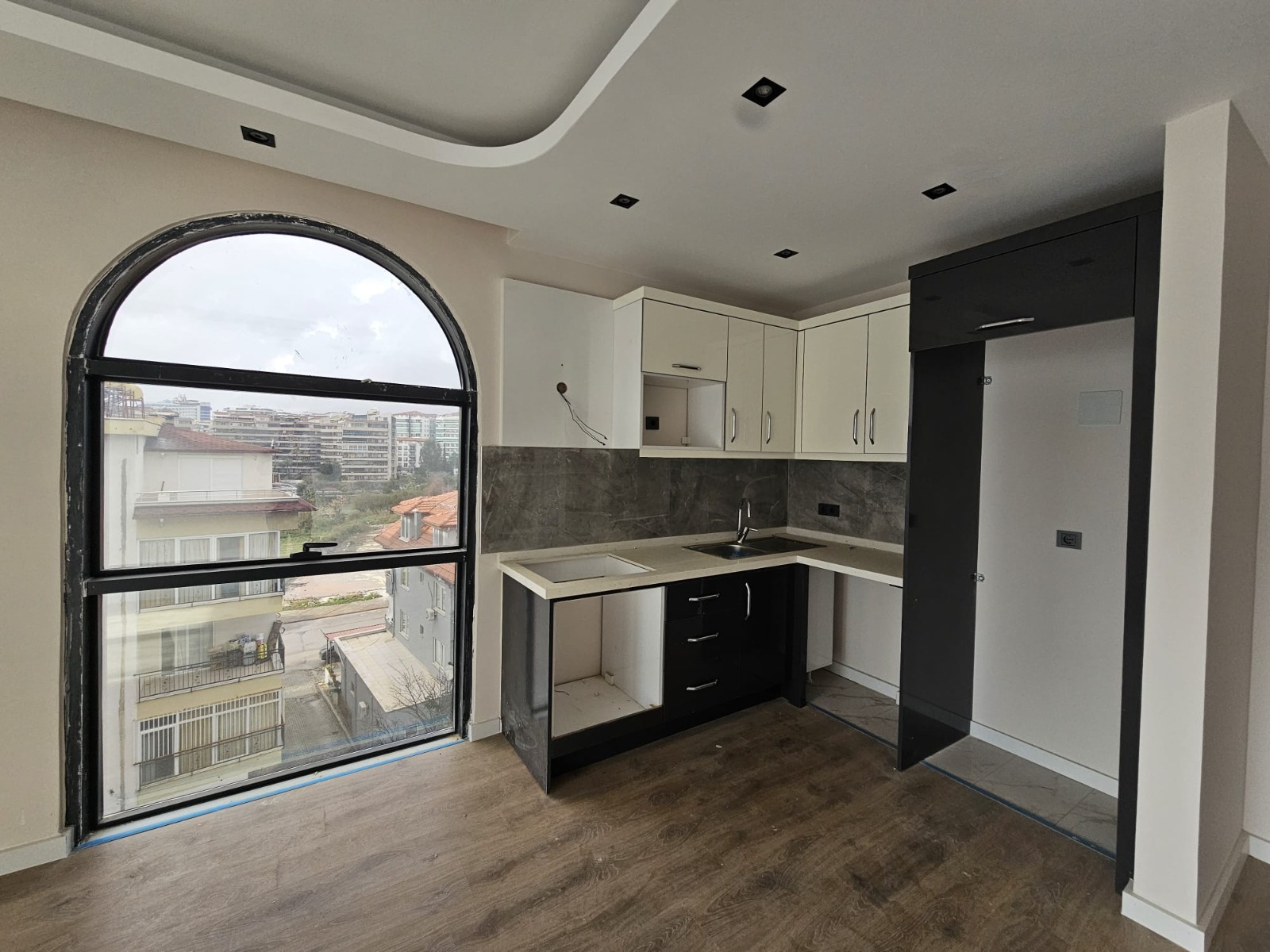 PHOTO-2026-02-09-19-48-09 (3) Купить квартиру 1+1 в районе Кестель, Аланья