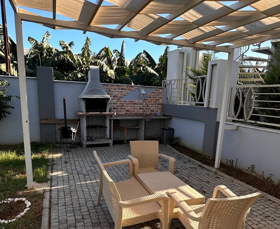 меблированная квартира 1+1 в Махмутларе