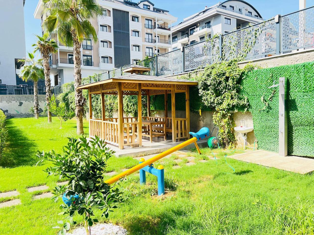 продажа квартиры 1+1 возле моря, Аланья