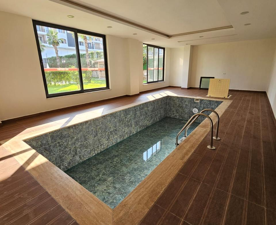 продажа квартиры 1+1 возле моря, Аланья