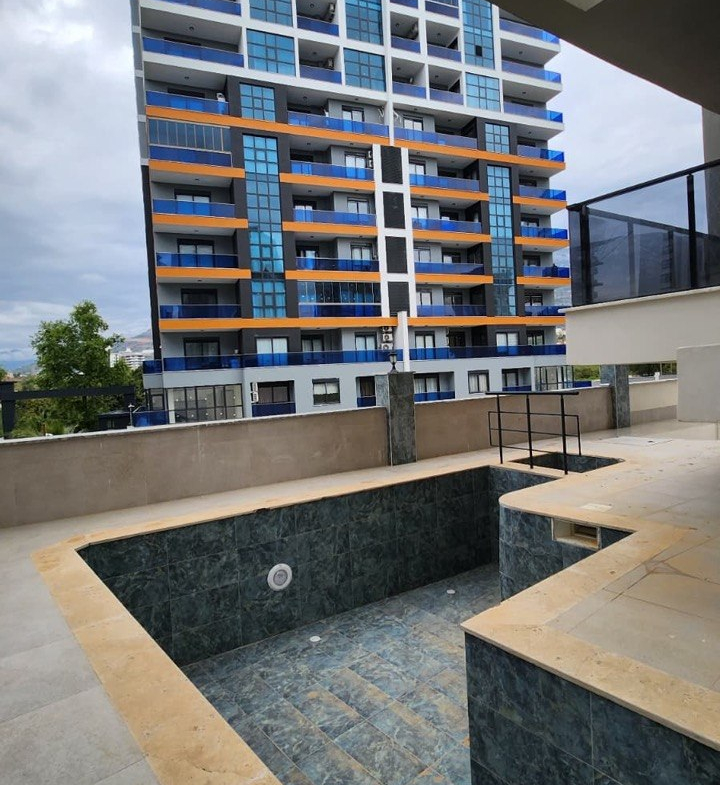 новая квартира 1+1 с отделкой, Махмутлар