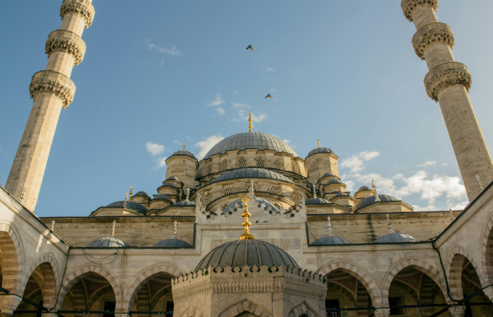 Новая мечеть (Yeni Camii)
