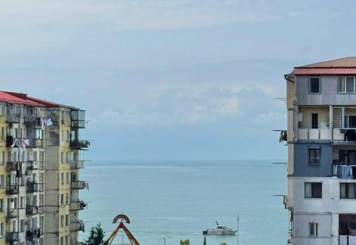 Квартира у моря в Батуми